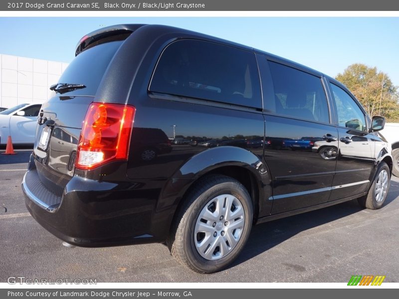 Black Onyx / Black/Light Graystone 2017 Dodge Grand Caravan SE