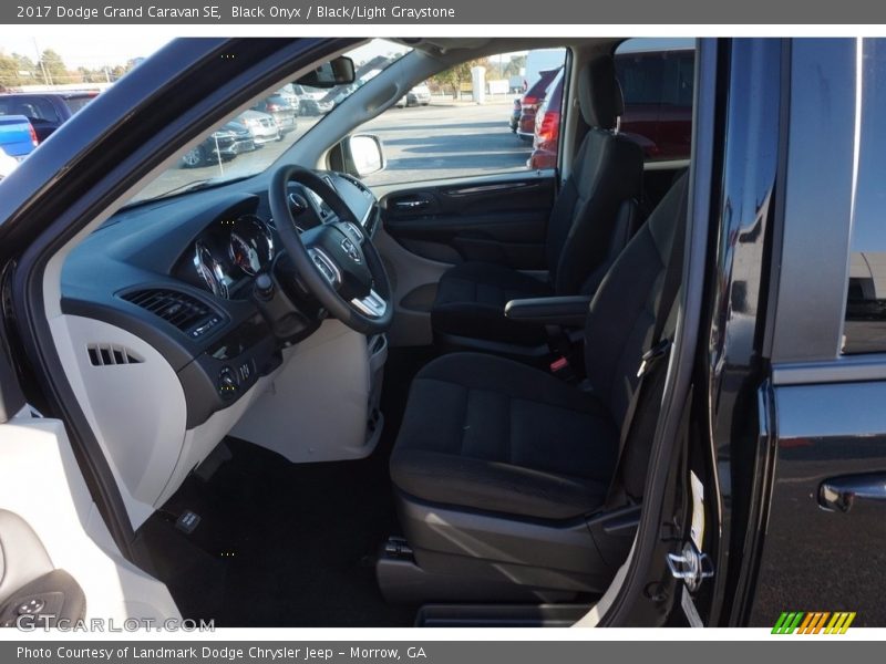 Black Onyx / Black/Light Graystone 2017 Dodge Grand Caravan SE