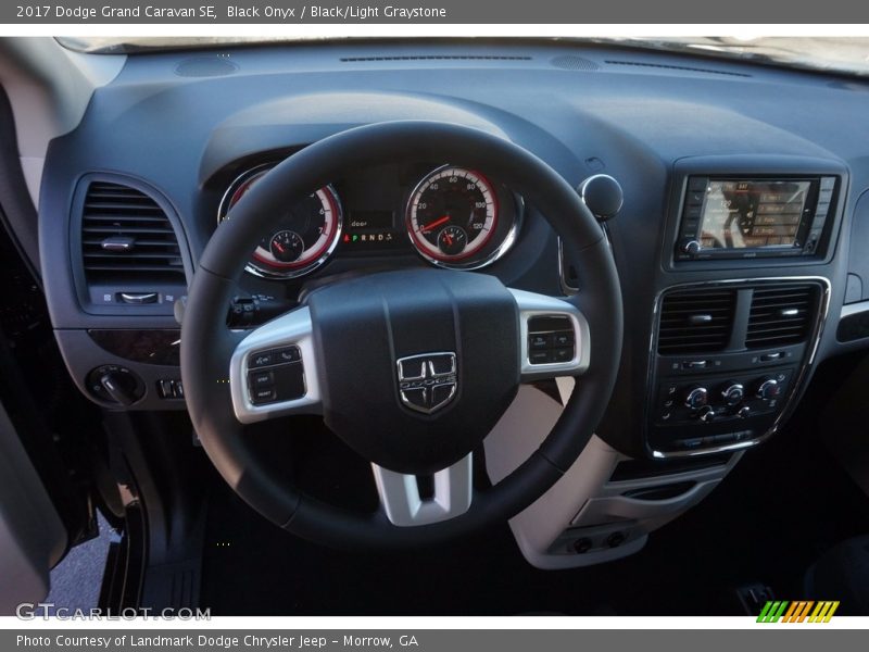 Black Onyx / Black/Light Graystone 2017 Dodge Grand Caravan SE