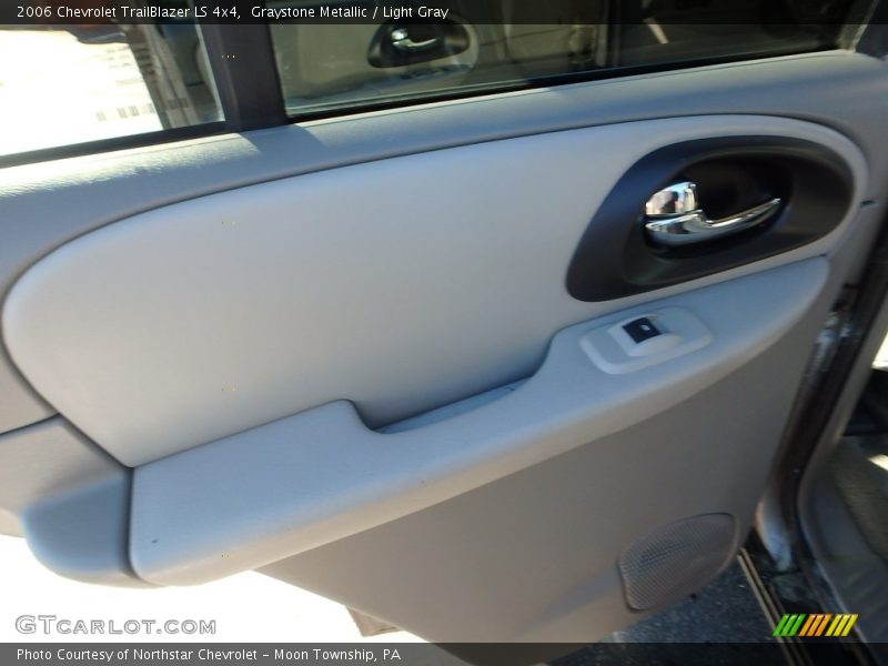 Graystone Metallic / Light Gray 2006 Chevrolet TrailBlazer LS 4x4