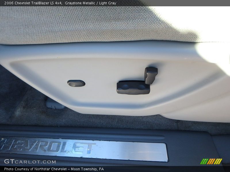 Graystone Metallic / Light Gray 2006 Chevrolet TrailBlazer LS 4x4