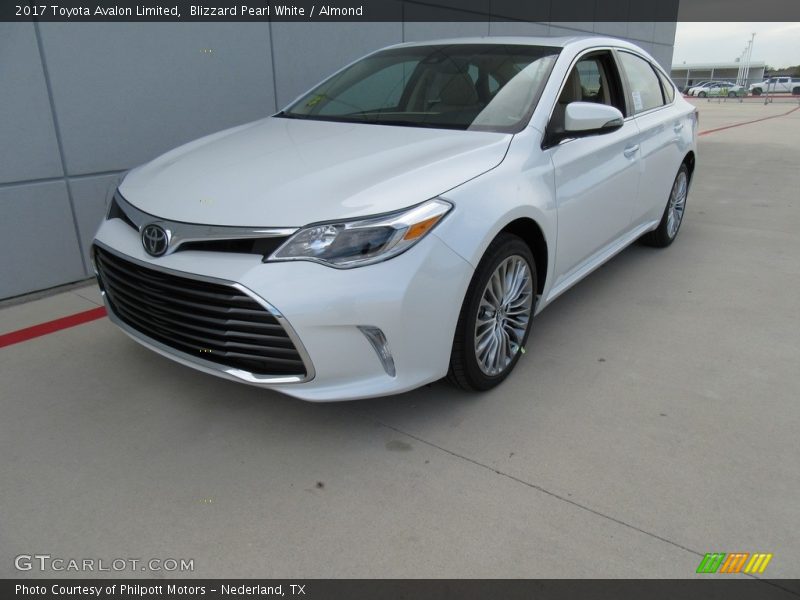 Blizzard Pearl White / Almond 2017 Toyota Avalon Limited