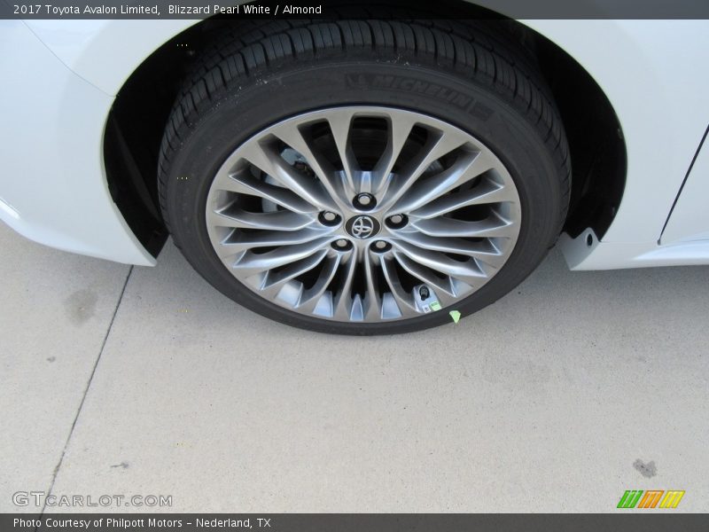  2017 Avalon Limited Wheel