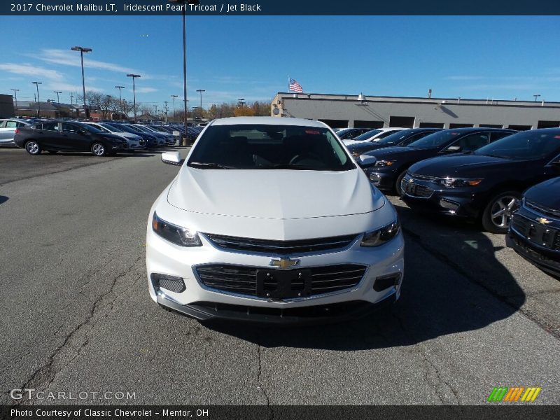 Iridescent Pearl Tricoat / Jet Black 2017 Chevrolet Malibu LT