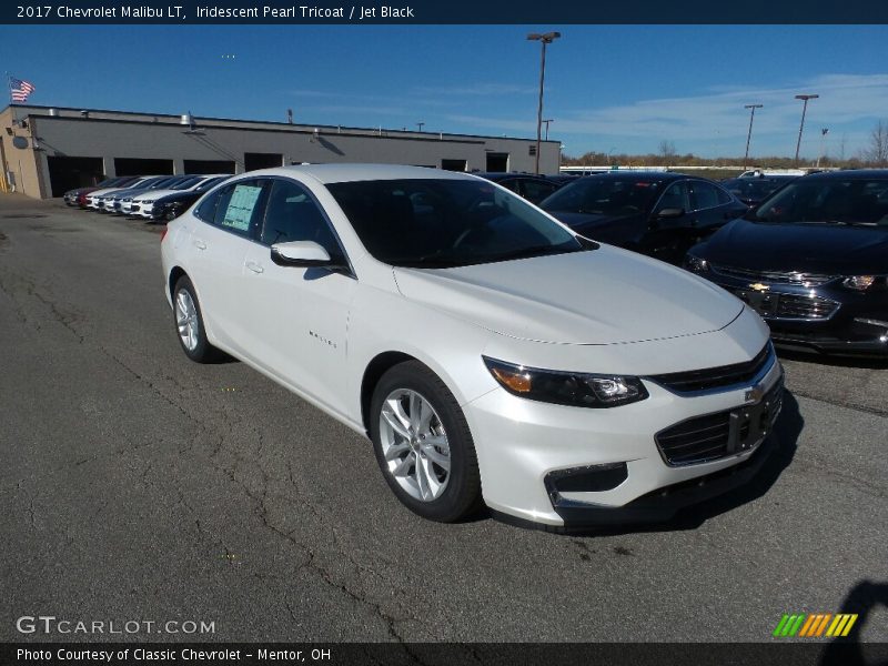 Iridescent Pearl Tricoat / Jet Black 2017 Chevrolet Malibu LT