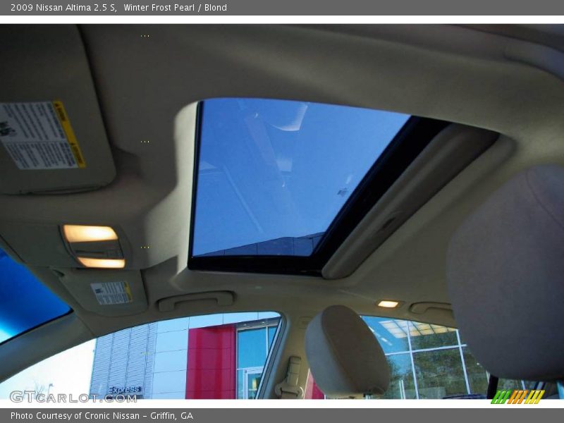 Winter Frost Pearl / Blond 2009 Nissan Altima 2.5 S