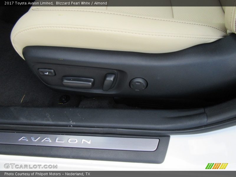 Front Seat of 2017 Avalon Limited