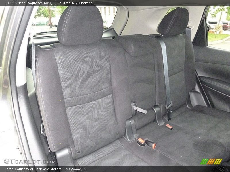 Gun Metallic / Charcoal 2014 Nissan Rogue SV AWD