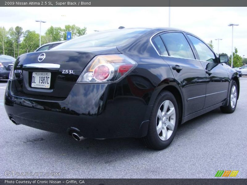 Super Black / Blond 2009 Nissan Altima 2.5 SL