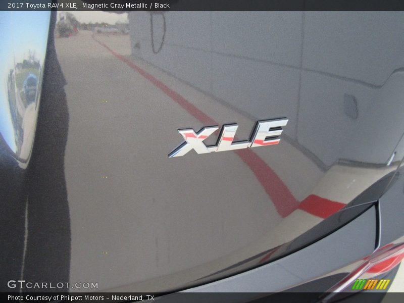 Magnetic Gray Metallic / Black 2017 Toyota RAV4 XLE