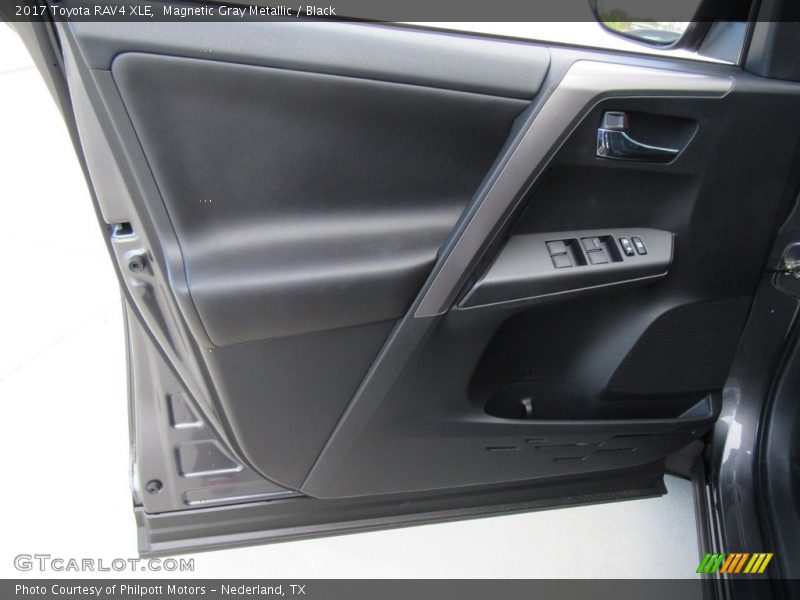 Magnetic Gray Metallic / Black 2017 Toyota RAV4 XLE
