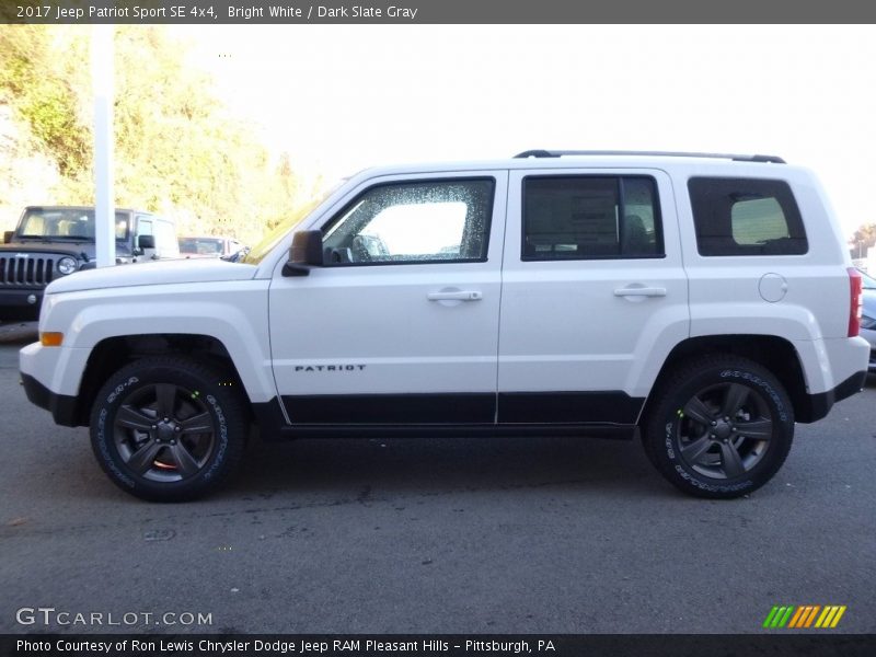 Bright White / Dark Slate Gray 2017 Jeep Patriot Sport SE 4x4