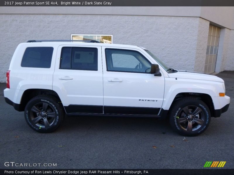 Bright White / Dark Slate Gray 2017 Jeep Patriot Sport SE 4x4