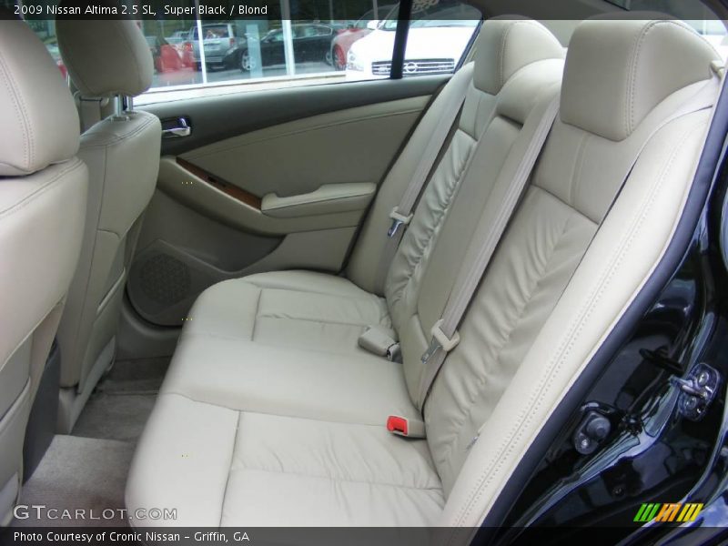 Super Black / Blond 2009 Nissan Altima 2.5 SL