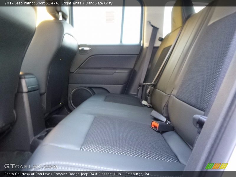 Bright White / Dark Slate Gray 2017 Jeep Patriot Sport SE 4x4