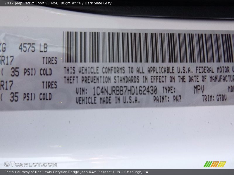 Bright White / Dark Slate Gray 2017 Jeep Patriot Sport SE 4x4