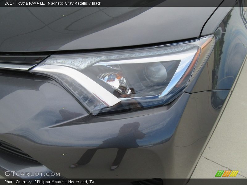 Magnetic Gray Metallic / Black 2017 Toyota RAV4 LE