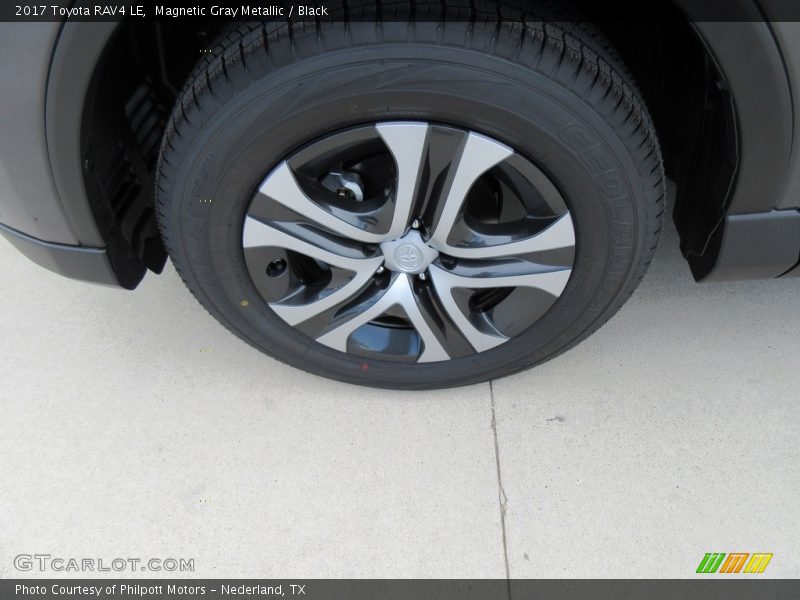 Magnetic Gray Metallic / Black 2017 Toyota RAV4 LE