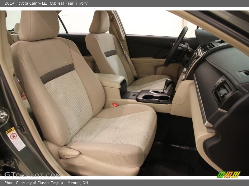 Cypress Pearl / Ivory 2014 Toyota Camry LE