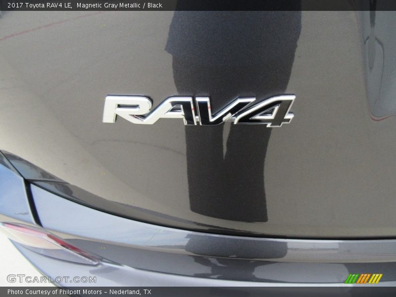 Magnetic Gray Metallic / Black 2017 Toyota RAV4 LE