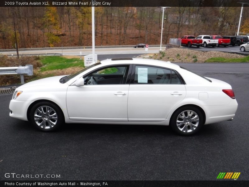 Blizzard White Pearl / Light Gray 2009 Toyota Avalon XLS