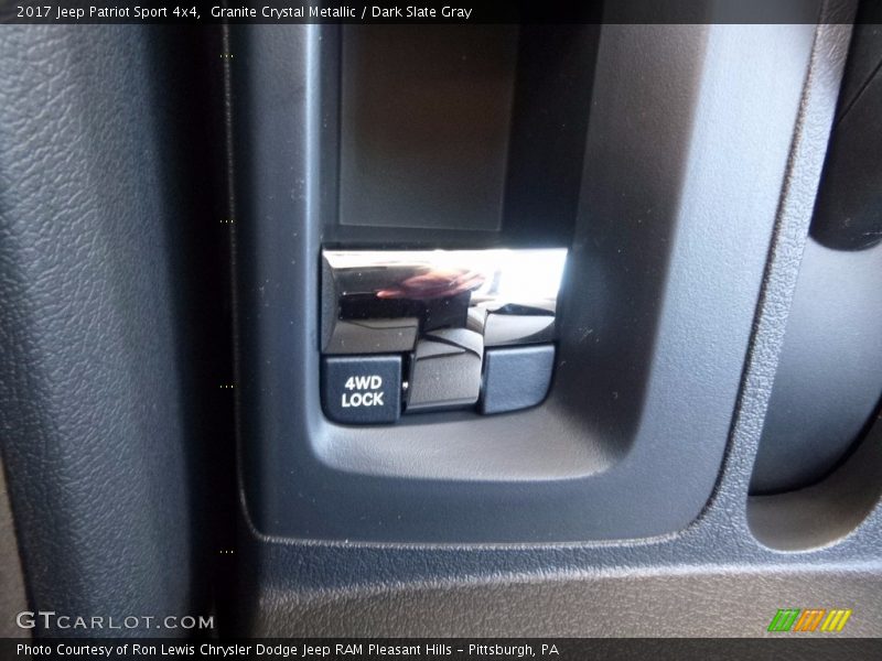 Granite Crystal Metallic / Dark Slate Gray 2017 Jeep Patriot Sport 4x4