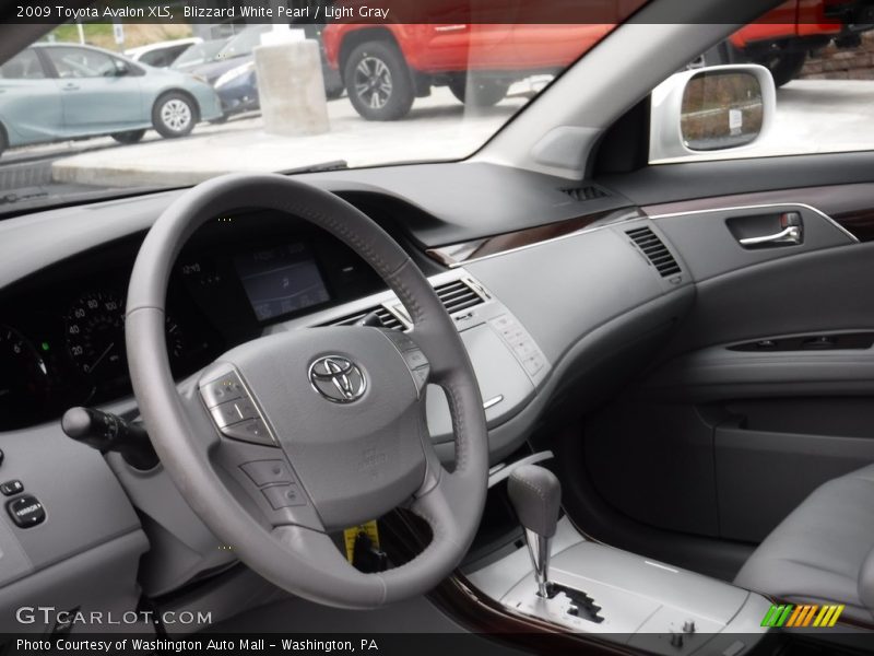 Blizzard White Pearl / Light Gray 2009 Toyota Avalon XLS