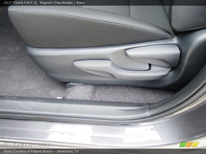 Magnetic Gray Metallic / Black 2017 Toyota RAV4 LE