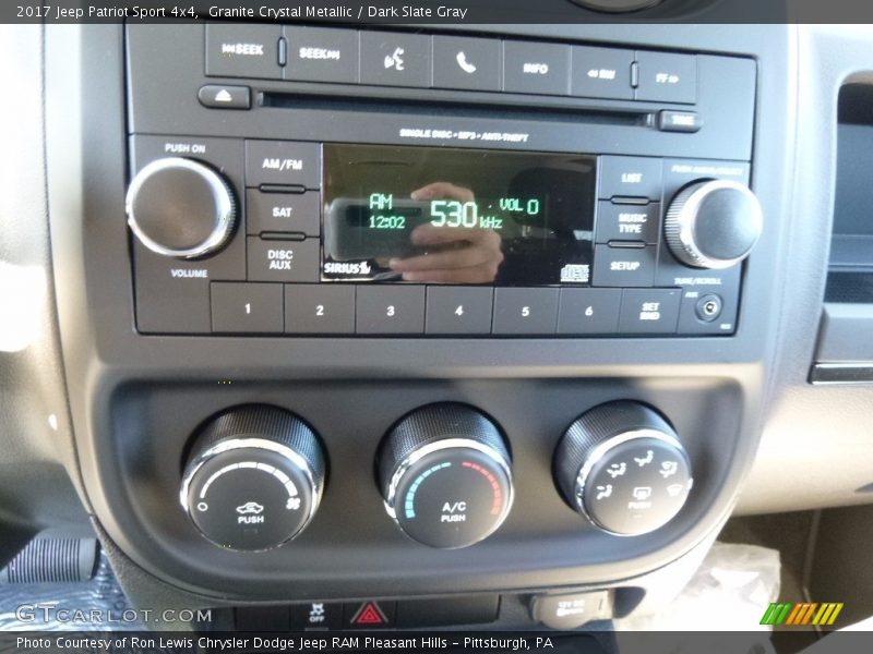Granite Crystal Metallic / Dark Slate Gray 2017 Jeep Patriot Sport 4x4
