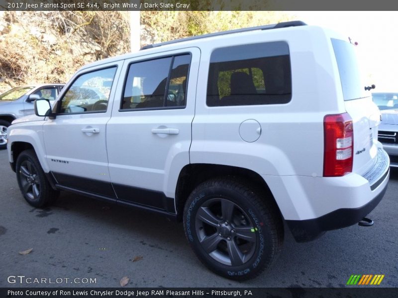 Bright White / Dark Slate Gray 2017 Jeep Patriot Sport SE 4x4