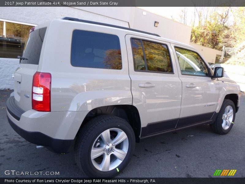 Mojave Sand / Dark Slate Gray 2017 Jeep Patriot Latitude 4x4