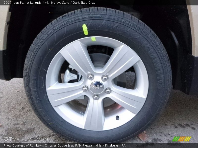 Mojave Sand / Dark Slate Gray 2017 Jeep Patriot Latitude 4x4