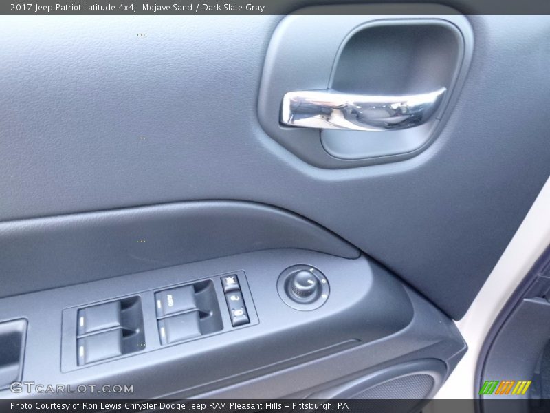 Mojave Sand / Dark Slate Gray 2017 Jeep Patriot Latitude 4x4