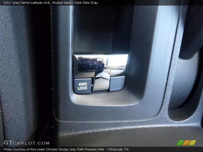 Mojave Sand / Dark Slate Gray 2017 Jeep Patriot Latitude 4x4