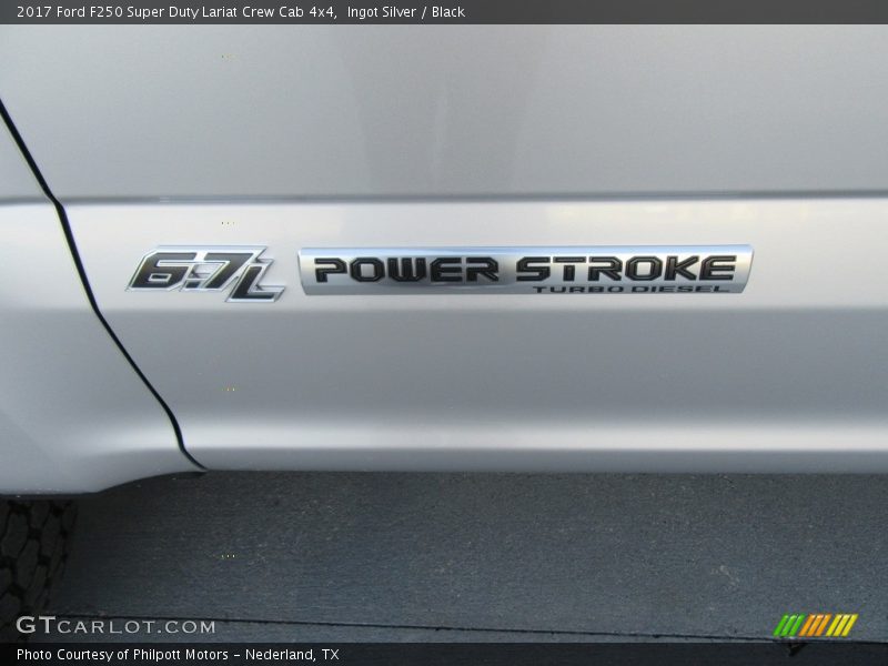  2017 F250 Super Duty Lariat Crew Cab 4x4 Logo