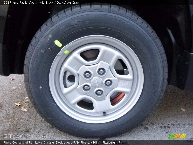 Black / Dark Slate Gray 2017 Jeep Patriot Sport 4x4