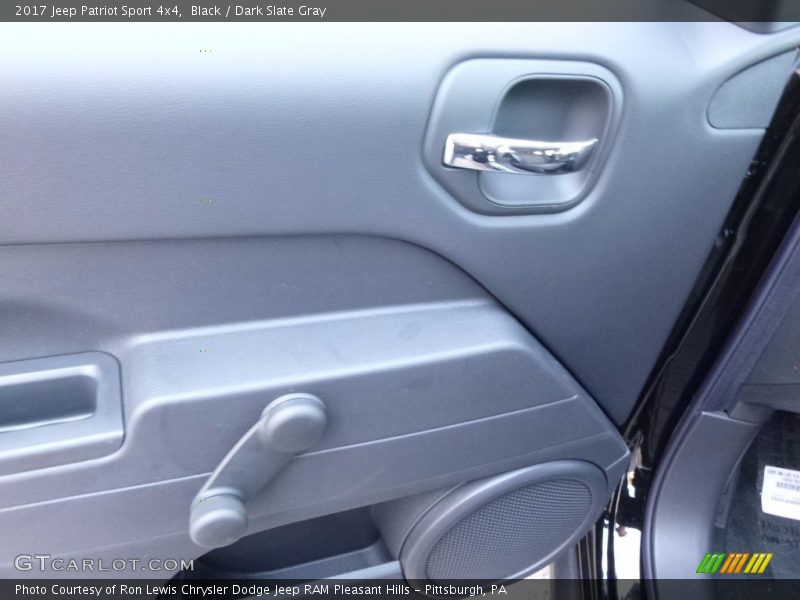 Black / Dark Slate Gray 2017 Jeep Patriot Sport 4x4