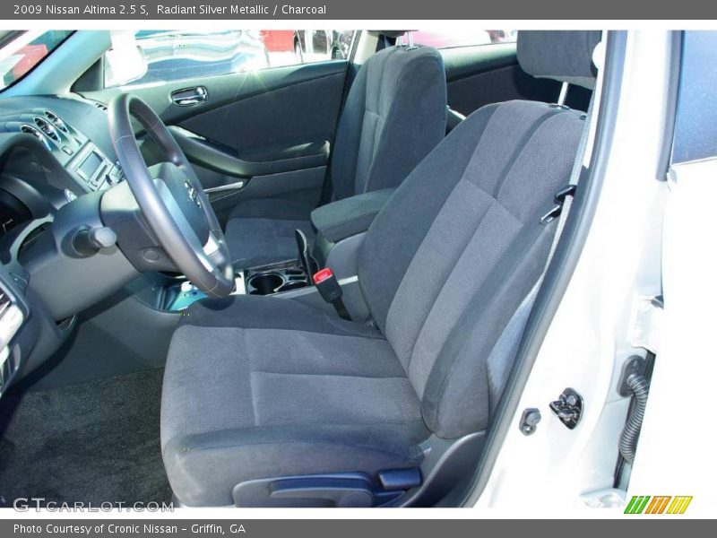Radiant Silver Metallic / Charcoal 2009 Nissan Altima 2.5 S