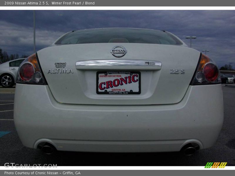 Winter Frost Pearl / Blond 2009 Nissan Altima 2.5 S