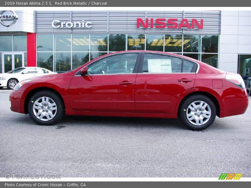 Red Brick Metallic / Charcoal 2009 Nissan Altima 2.5 S