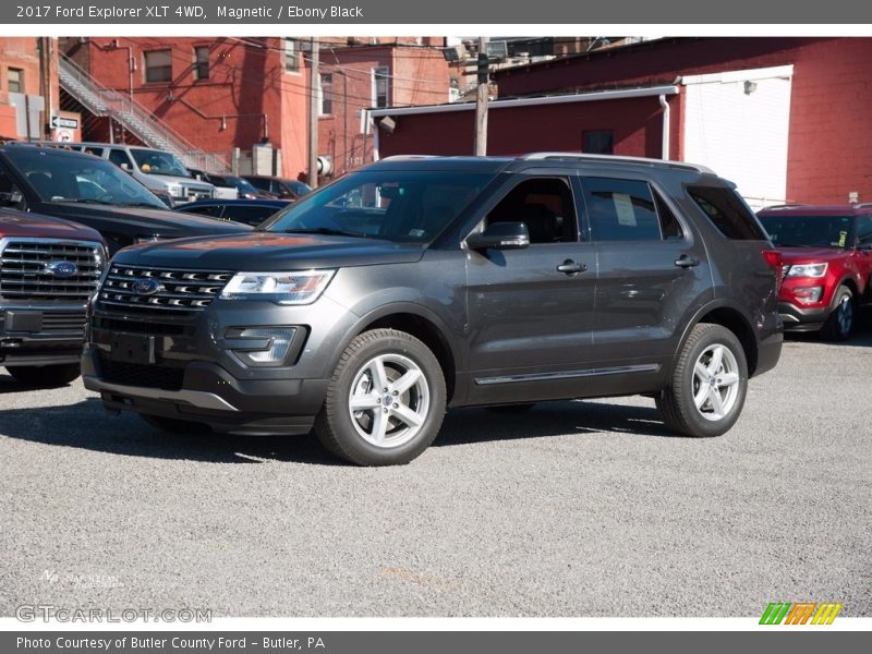 Magnetic / Ebony Black 2017 Ford Explorer XLT 4WD
