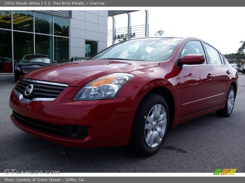 Red Brick Metallic / Charcoal 2009 Nissan Altima 2.5 S