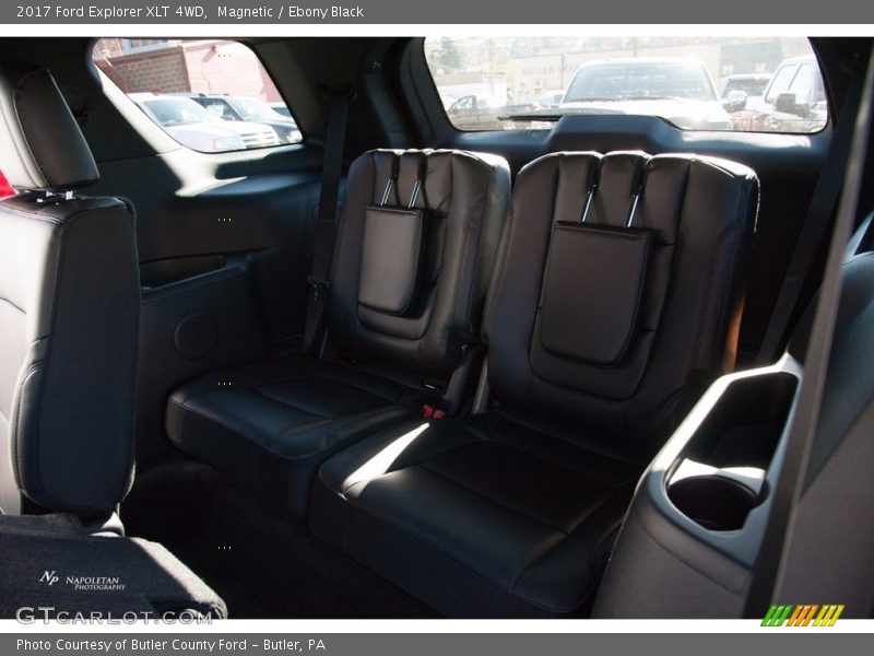 Magnetic / Ebony Black 2017 Ford Explorer XLT 4WD