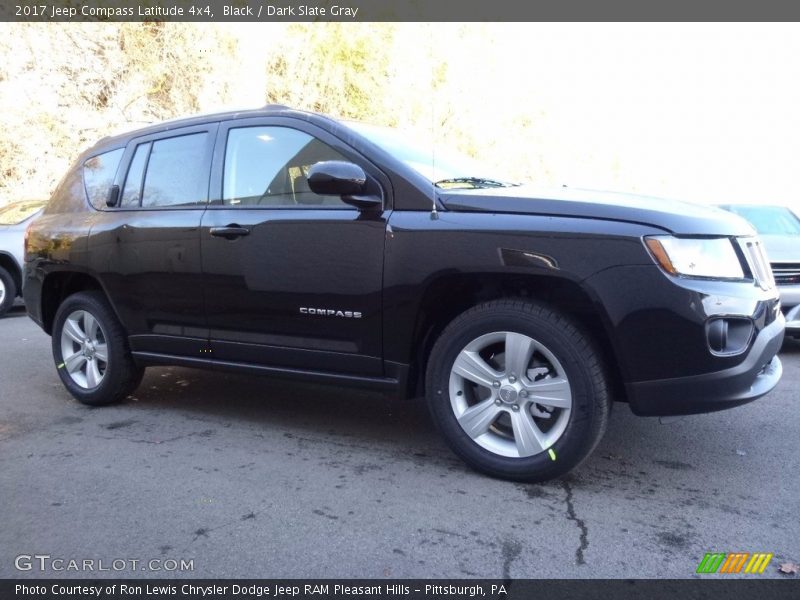 Black / Dark Slate Gray 2017 Jeep Compass Latitude 4x4