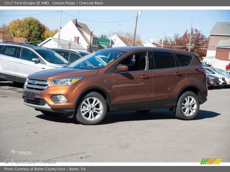 Canyon Ridge / Charcoal Black 2017 Ford Escape SE 4WD