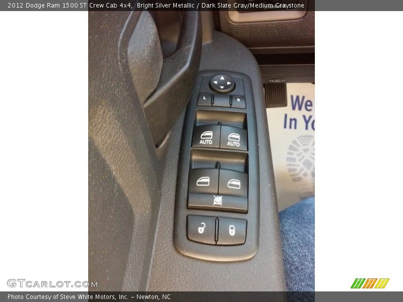 Bright Silver Metallic / Dark Slate Gray/Medium Graystone 2012 Dodge Ram 1500 ST Crew Cab 4x4