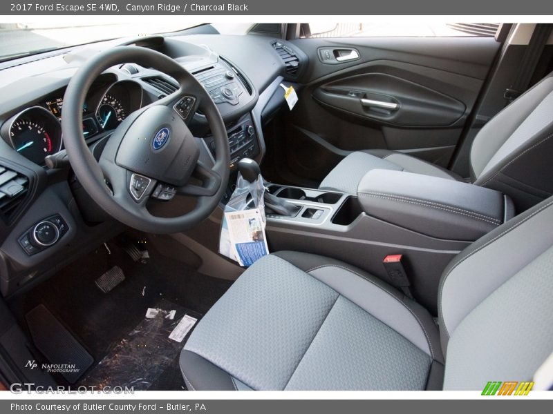 Canyon Ridge / Charcoal Black 2017 Ford Escape SE 4WD