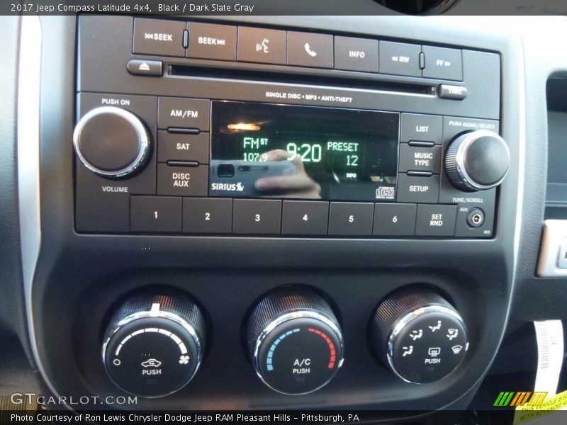 Black / Dark Slate Gray 2017 Jeep Compass Latitude 4x4