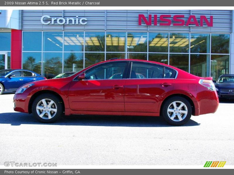 Red Brick Metallic / Charcoal 2009 Nissan Altima 2.5 S