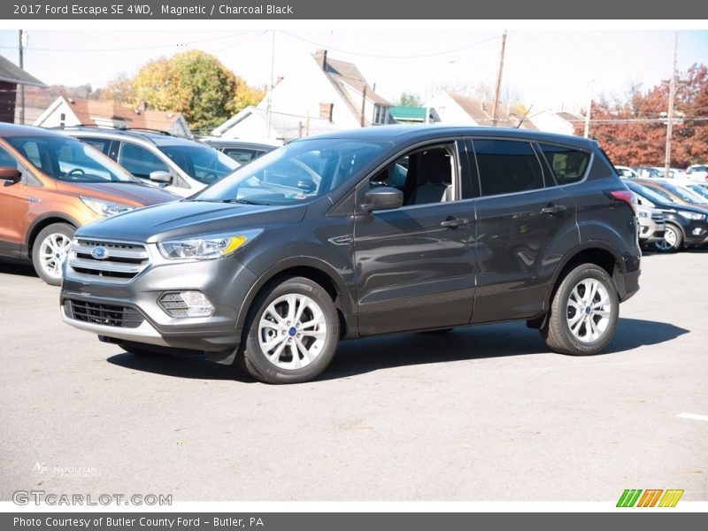 Magnetic / Charcoal Black 2017 Ford Escape SE 4WD
